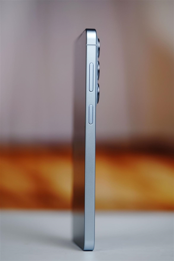 角子機：7999元AI旗艦！三星Galaxy S26+圖賞