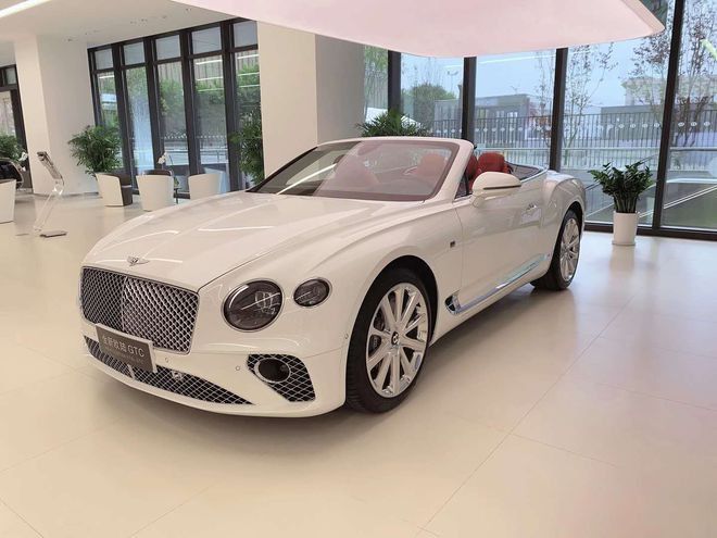 {老虎機}(宾利欧陆gt2018款内饰) {老虎機}(宾利欧陆gt2018款内饰)