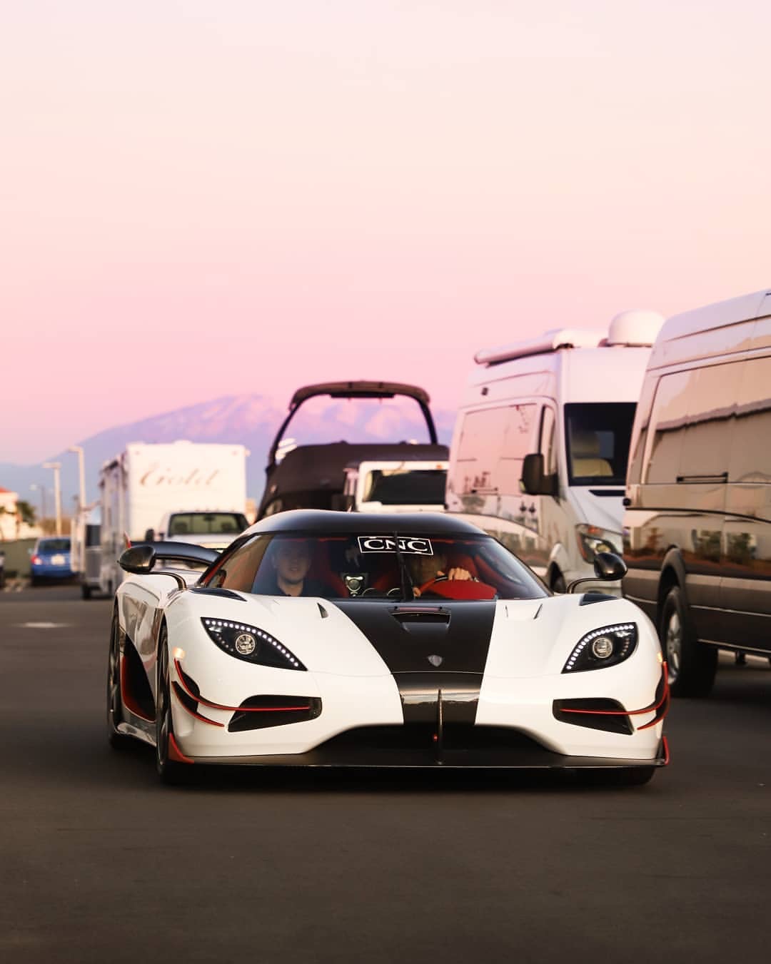 {捕魚機}(柯尼塞格agera r幽灵多少钱)